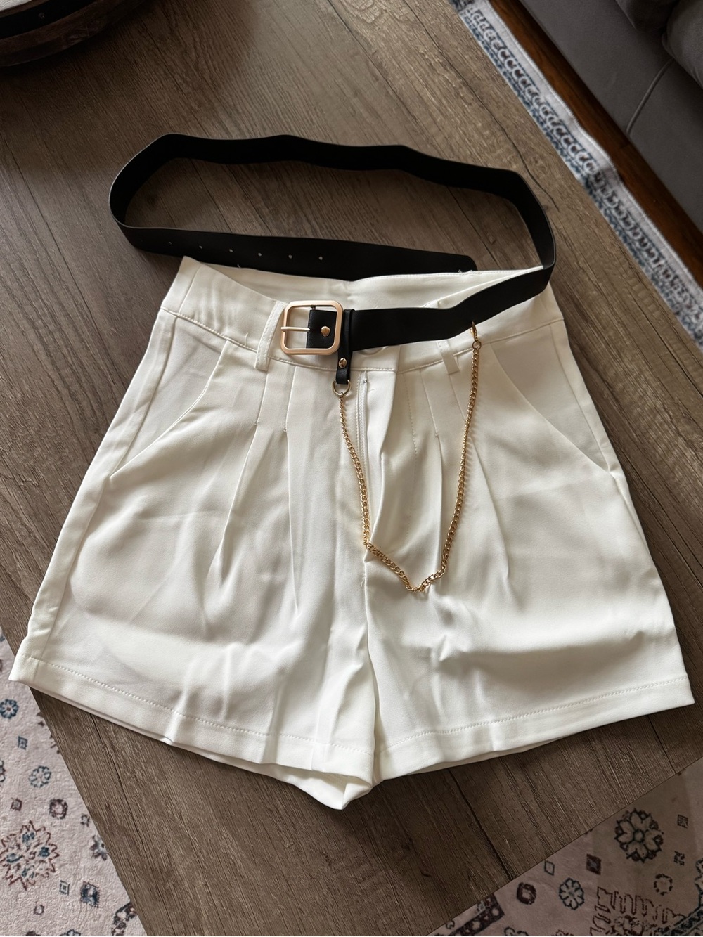 SHEIN Cream High-Waist Tailored Shorts with Black Belt & Gold Chain